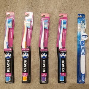 Lot of 5- Reach and Oral-B Toothbrushes SOFT *New in Pkg